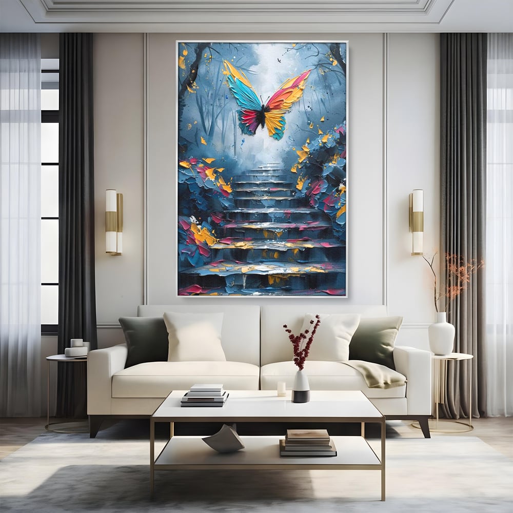 Tablou canvas cu tablou canvas cu fluture multicolor si scari, in rama de aluminiu argintiu, pe perete intr-un living